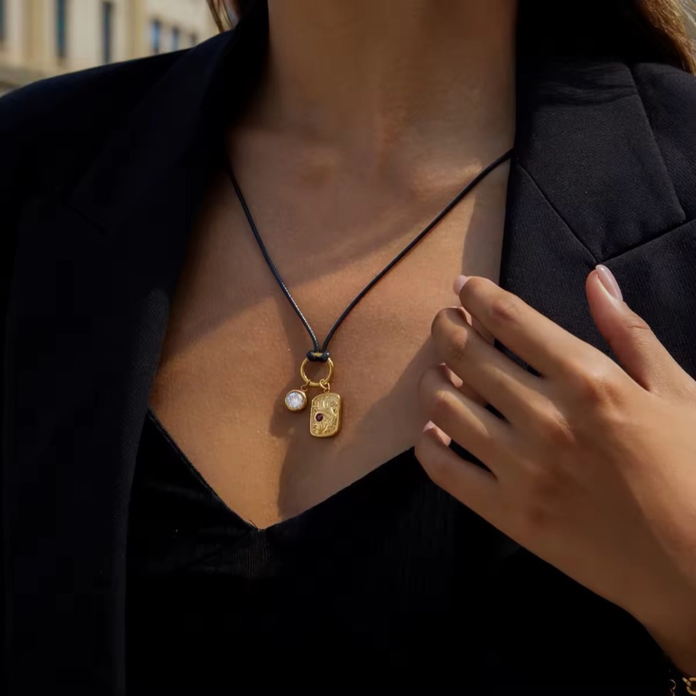 18K Gold Plated Ancient Coin Pendant Necklace